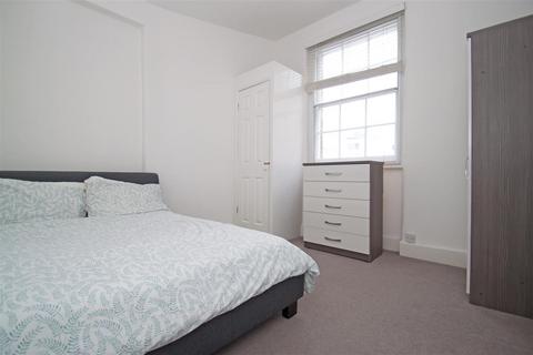 2 bedroom apartment to rent, The Cut, London, SE1