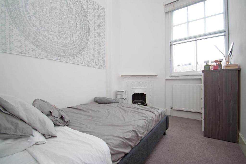 Bedroom 2.jpg