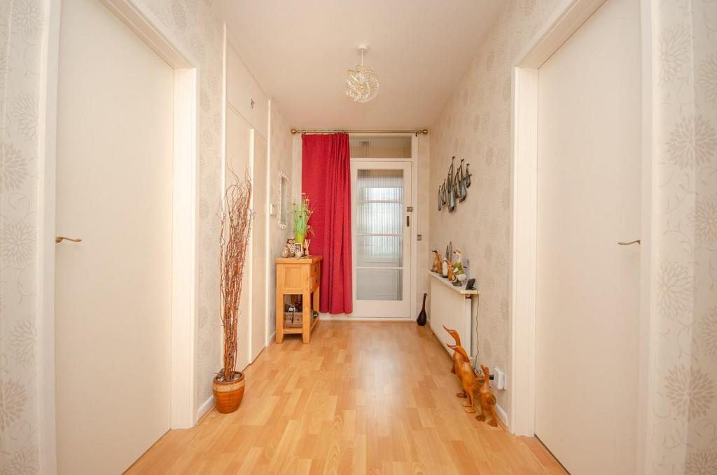 Hallway.jpg