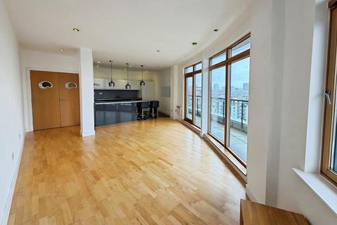 2 bedroom penthouse for sale, Penthouse at Magellan House, Armouries Way