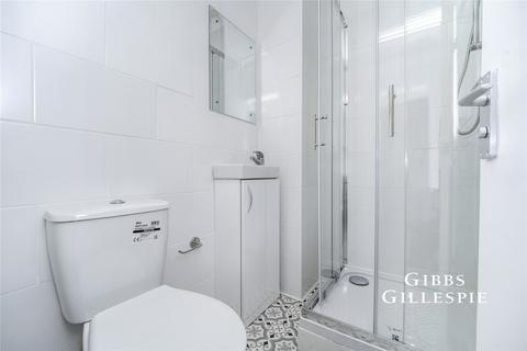 undefined, Sudbury Heights Avenue, Greenford, UB6