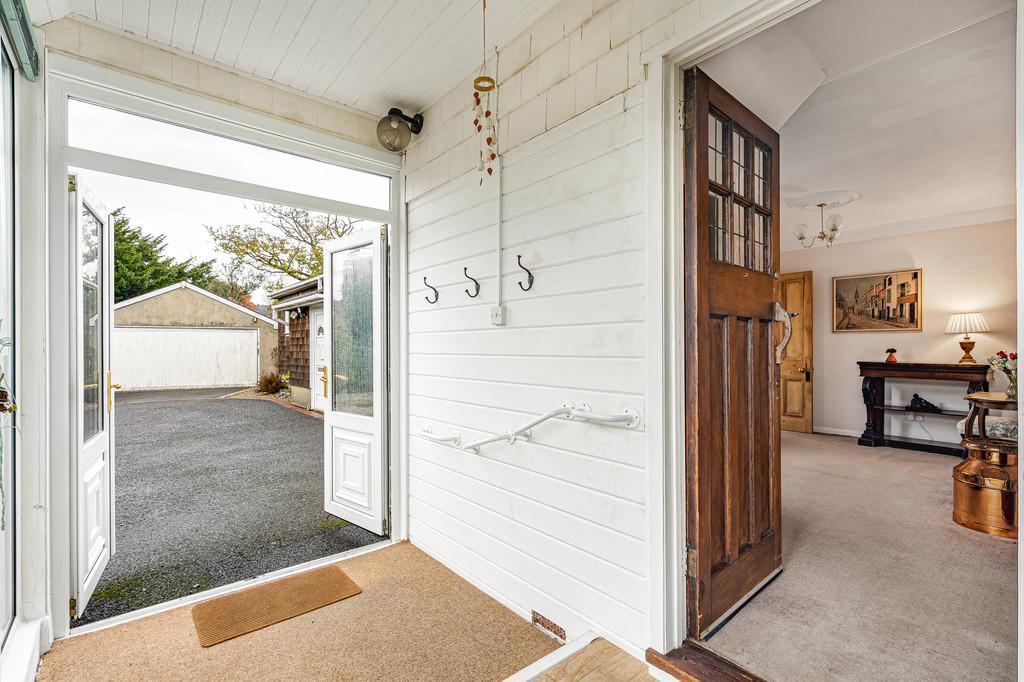 Entrance conservatory (2)