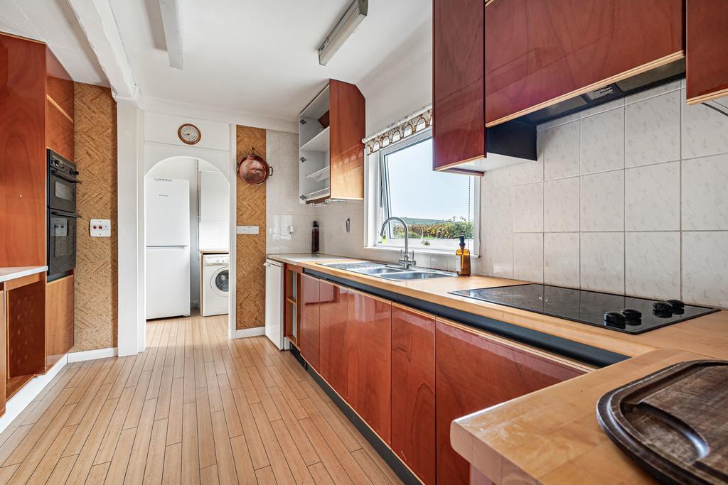 Kitchen (2)