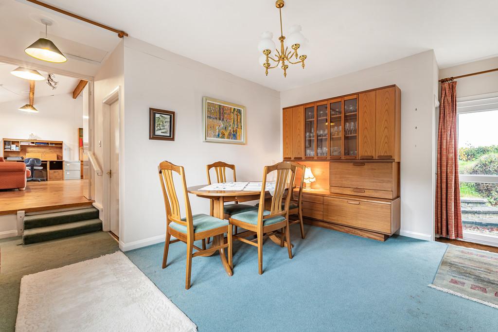 Dining room (2)