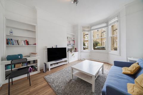 2 bedroom ground floor flat for sale, Fermoy Road, London