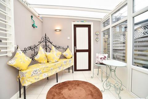 3 bedroom terraced house for sale, Albert Road, Harrogate
