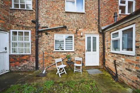 2 bedroom terraced house for sale, King Street, Ripon