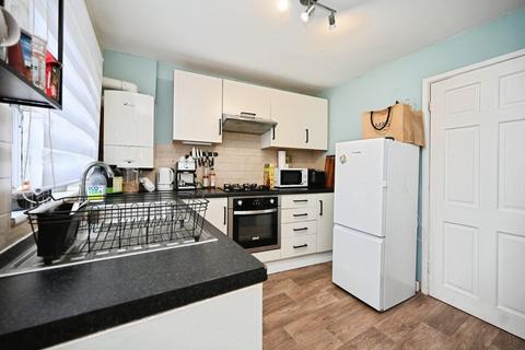 2 bedroom terraced house for sale, King Street, Ripon