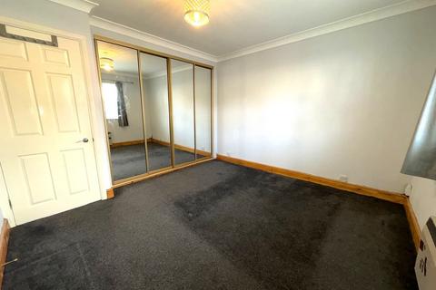 1 bedroom ground floor maisonette to rent, Beech Avenue, Ruislip HA4