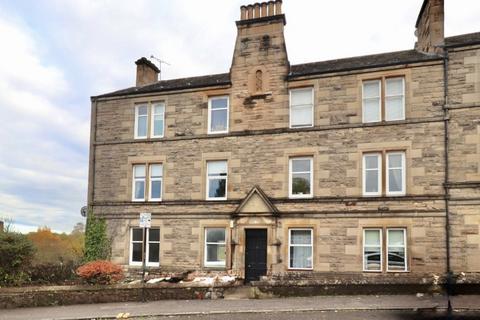 2 bedroom apartment to rent, Wallace Street, Stirling
