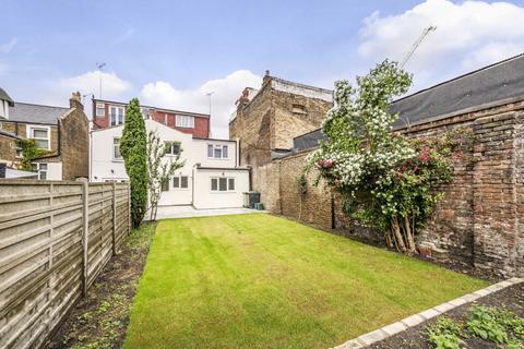 undefined, Mayes Road, London N22