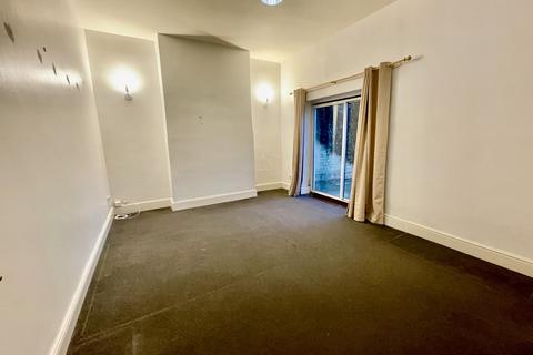 3 bedroom end of terrace house for sale, Wharf Street, Sutton Bridge