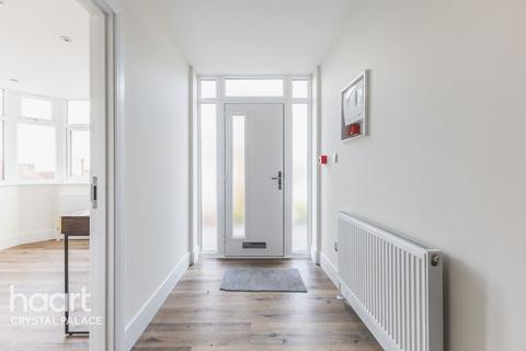 undefined, Kingslyn Crescent, London