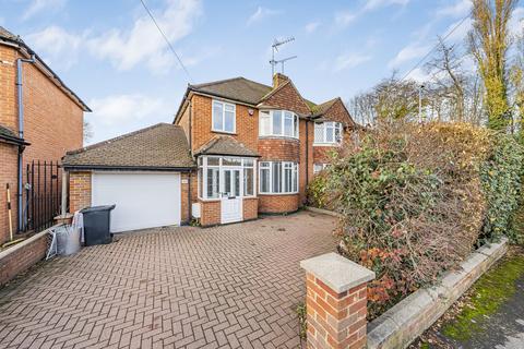3 bedroom semi-detached house to rent, Moorfield Road, Uxbridge UB9