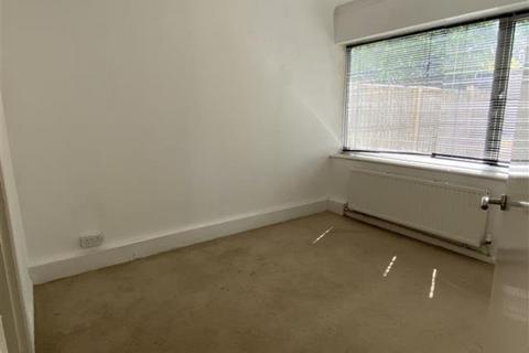 undefined, Glen Court, Wolverhampton WV3