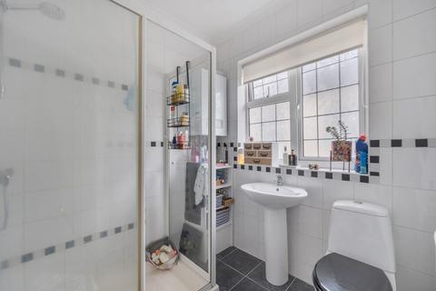 undefined, London Road, Sutton SM3