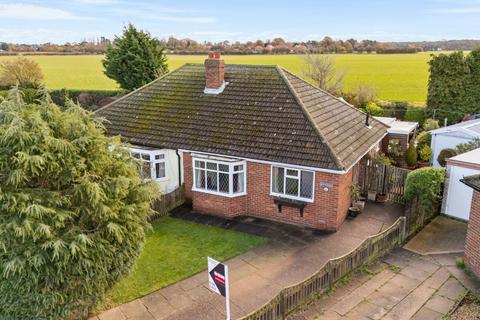 2 bedroom bungalow for sale, Ellesmere Rise, Grimsby, DN34