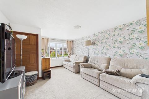 4 bedroom semi-detached house for sale, Park Road, Barton-under-Needwood