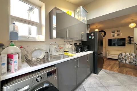 undefined, Higham Hill Road, London E17