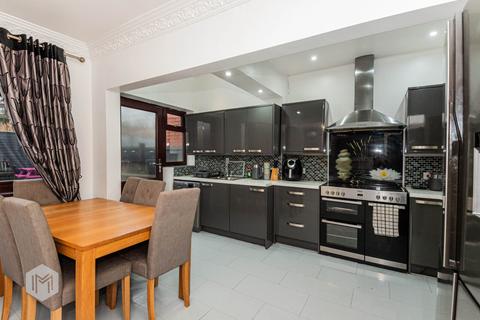 3 bedroom semi-detached house for sale, Blenheim Road, Breightmet, Bolton, BL2 6EA