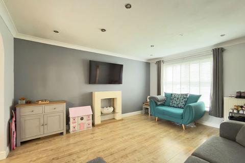 undefined, Howards Way, Swansea SA4