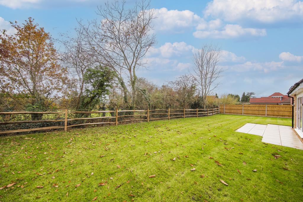  A7 A3990 garden