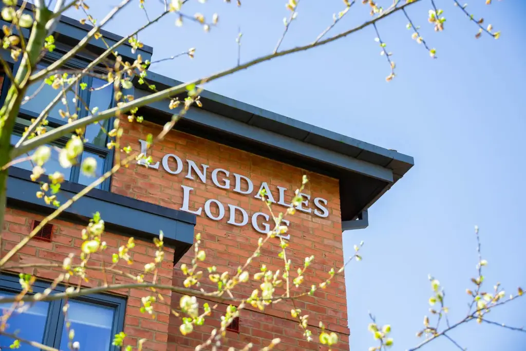 Longdales Lodge - Sign.jpeg