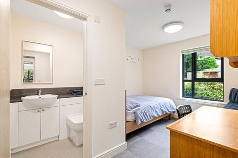 6 bedroom ground floor flat to rent, Longdales Lodge, Lincoln LN2