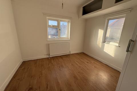 undefined, Longridge Lane, Southall