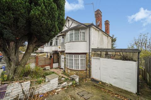 undefined, Fairfields Crescent, London