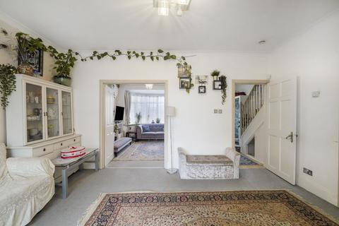 undefined, Fairfields Crescent, London