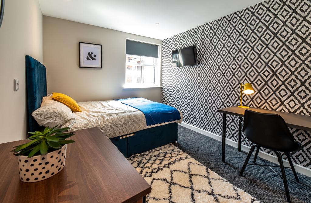 The Maze apt 6-014