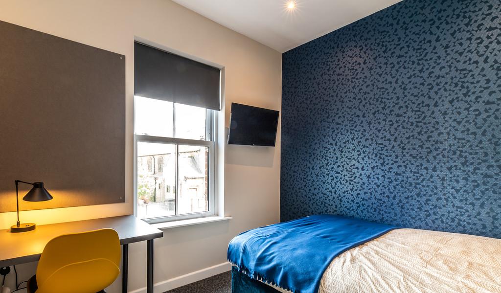 The Maze apt 6-008