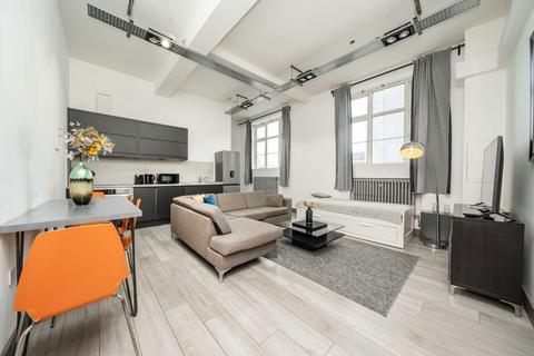 2 bedroom flat to rent, Power Road, London W4