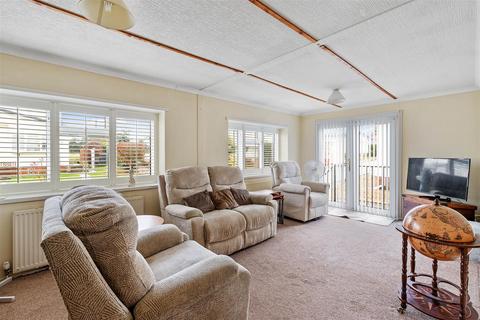 2 bedroom park home for sale, Oxford Road, Avon View ,  Ryton On Dunsmore, Coventry