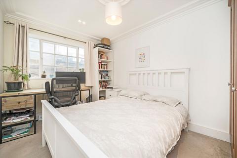 undefined, Middle Street, London EC1A
