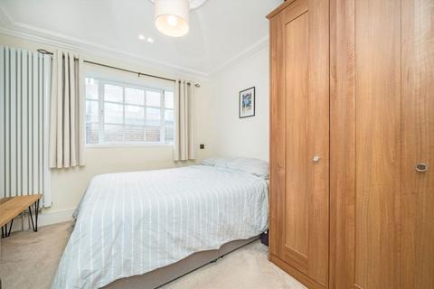 undefined, Middle Street, London EC1A