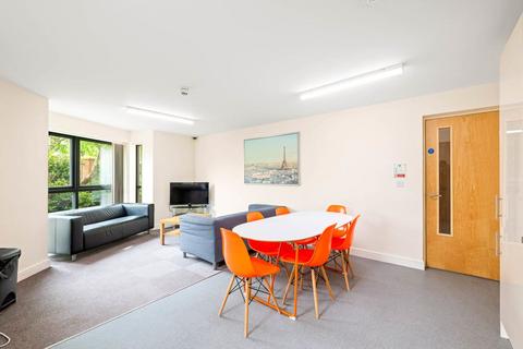 undefined, Longdales Lodge, Lincoln LN2