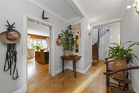 undefined, Puttenham Heath Road, Guildford GU3