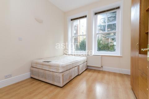 3 bedroom flat to rent, Kings Gardens, London, NW6