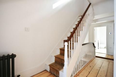5 bedroom end of terrace house to rent, Alexandra Road, Broadstairs CT10