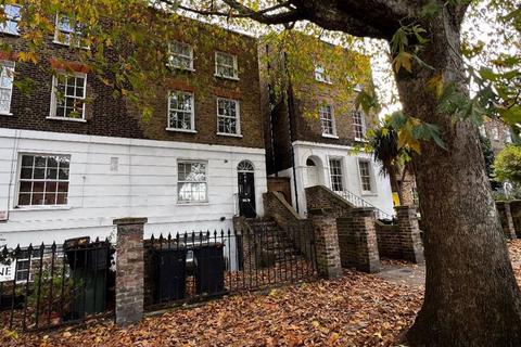 3 bedroom property to rent, Kennington Lane, London SE11