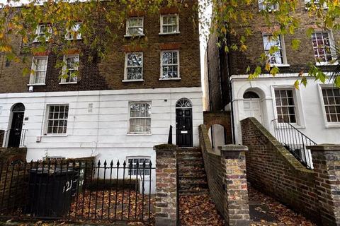 3 bedroom property to rent, Kennington Lane, London SE11