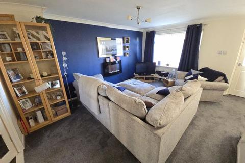 3 bedroom terraced house for sale, Windsor Walk, North Seaton, Ashington
