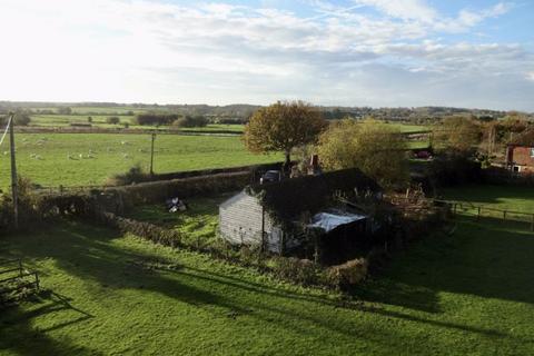 Plot for sale, Lossenham Lane, Newenden