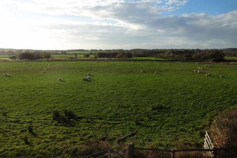 Plot for sale, Lossenham Lane, Newenden