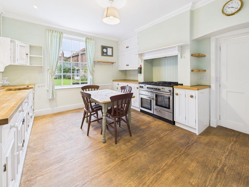Breakfast Kitchen
