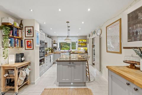 4 bedroom detached house for sale, Kilfield Road, Swansea SA3