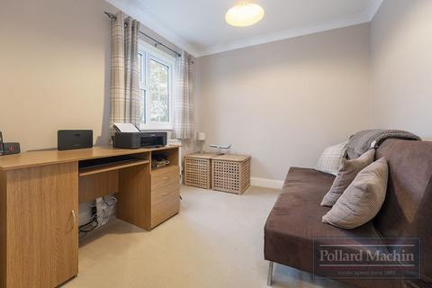 undefined, Blacksmiths Hill, Sanderstead