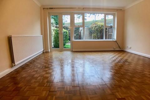 2 bedroom terraced house to rent, Town Lane, High Wycombe HP10